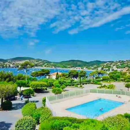 Climatisé Avec Vue Panoramique Sur La Baie D'agay Saint-Raphaël